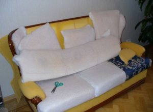 Поменять обивку на диване в Студии Диванов